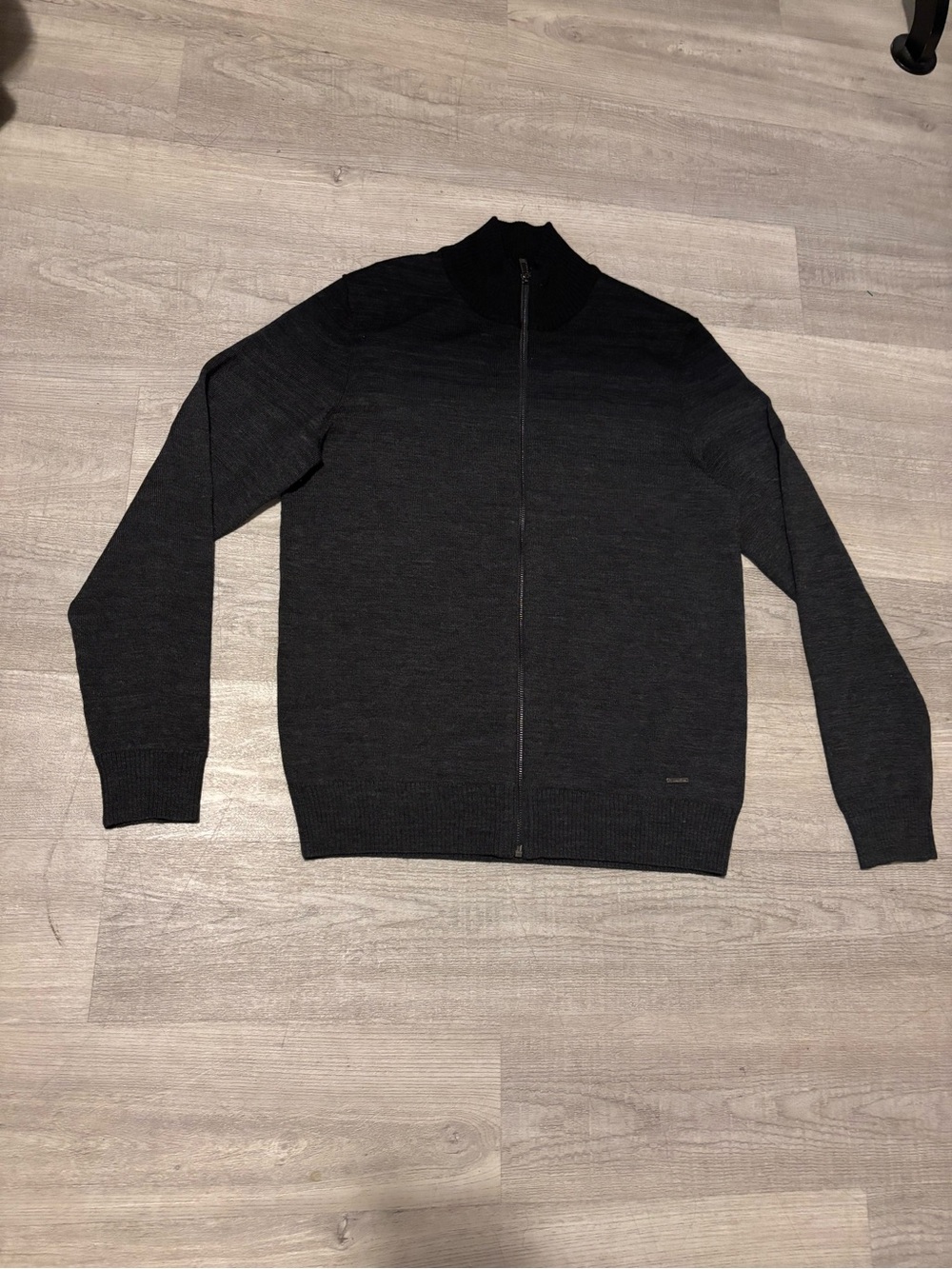 Calvin Klein Mens Sz M ombré charcoal Merino Wool Blend Knit Sweater Winter Cold